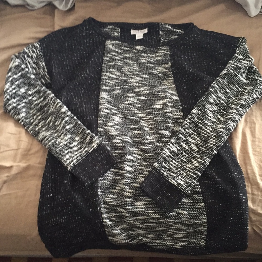 A Pea inthe pod maternity sweater